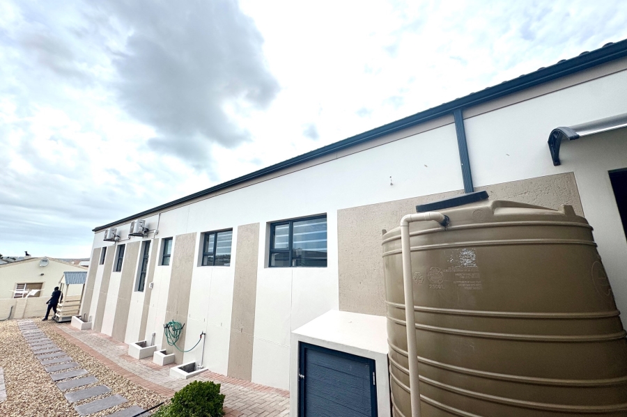 4 Bedroom Property for Sale in Country Club Western Cape